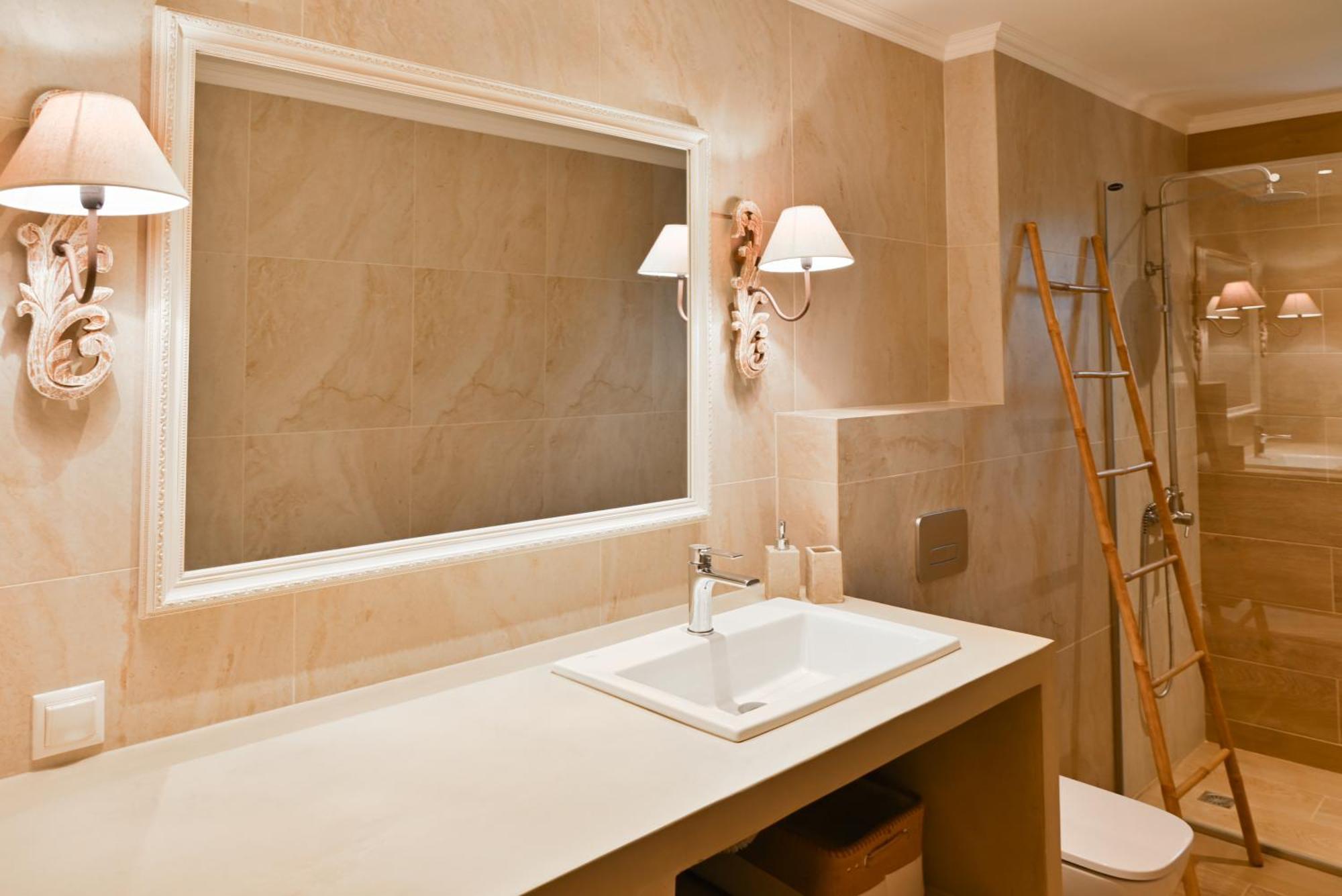 Efmar Exclusive Residences ยีธิโอ ภายนอก รูปภาพ